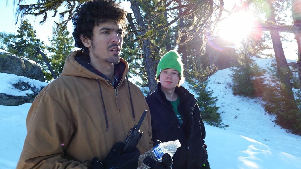 თოვლში ჩაკარგულნი  ქართულად -  Snowed In