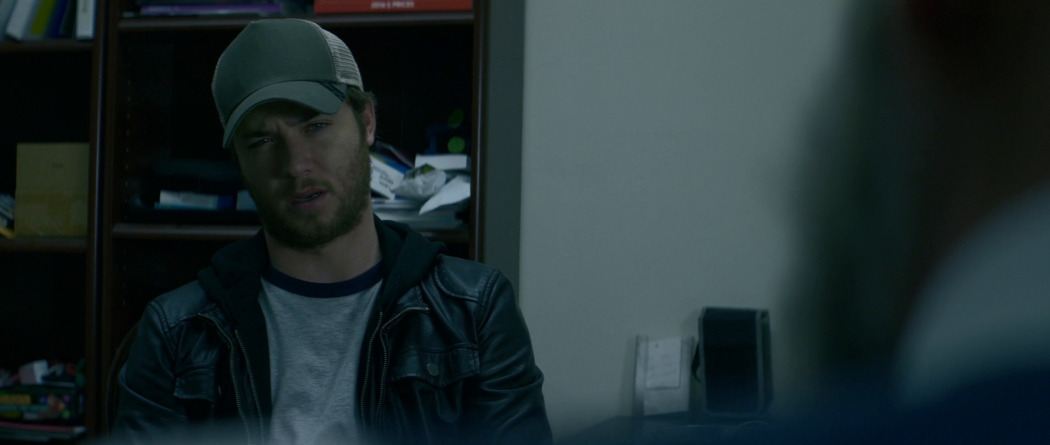 თვალთვალი  ქართულად -  Stakeout