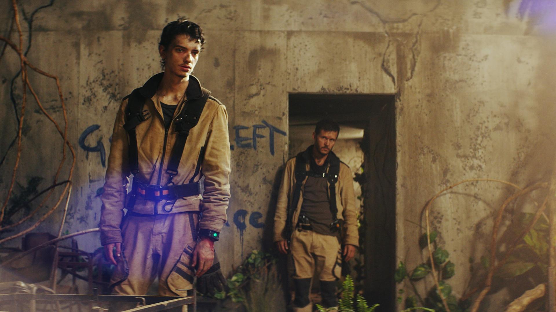 2067  ქართულად -  2067: Петля времени