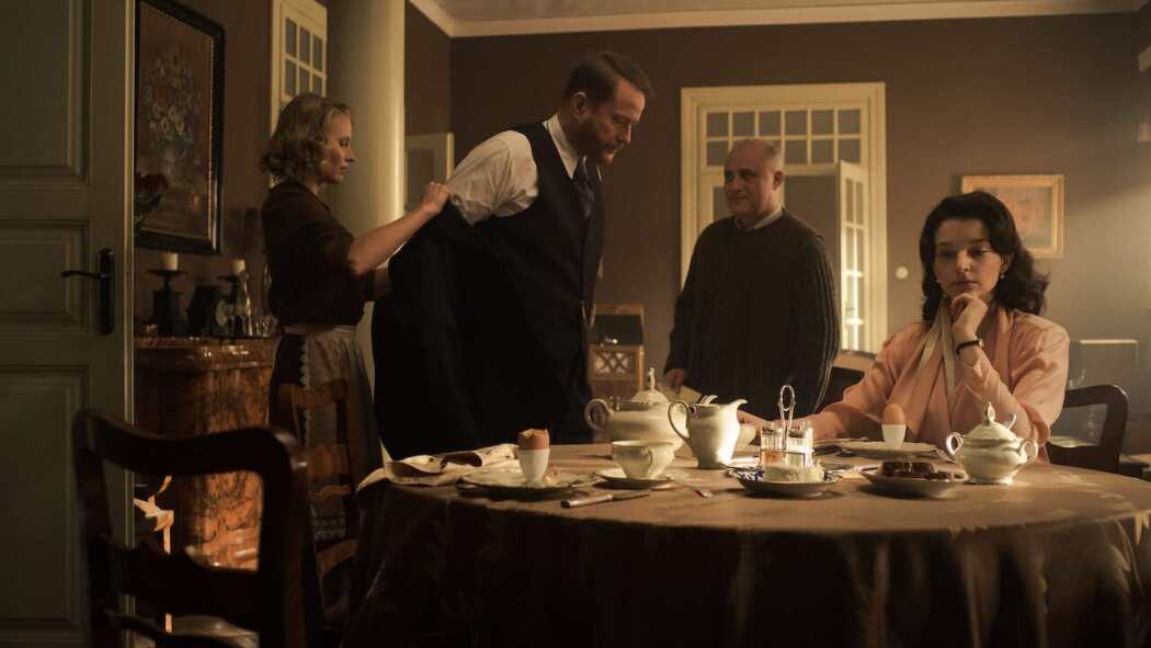 შავი მერსედესი  ქართულად -  Black Mercedes