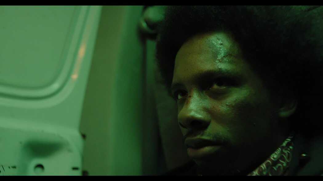 მხსნელები  ქართულად -  Saviors