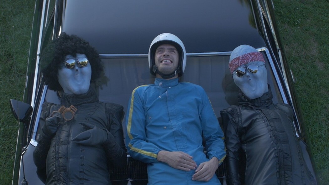 უცხოპლანეტელის მავნე ჩვევა  ქართულად -  Alien Addiction