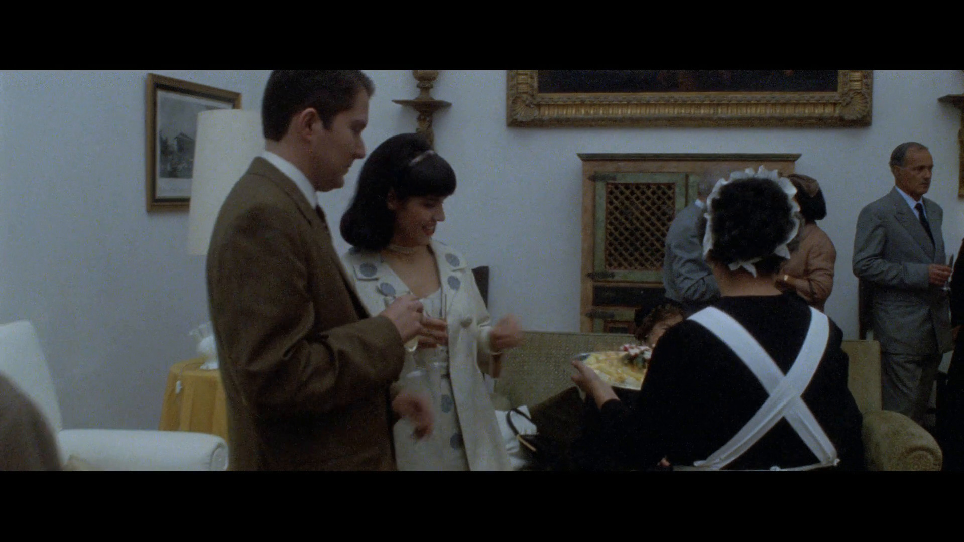 ბადმინტონის ბურთი  ქართულად -  Shuttlecock