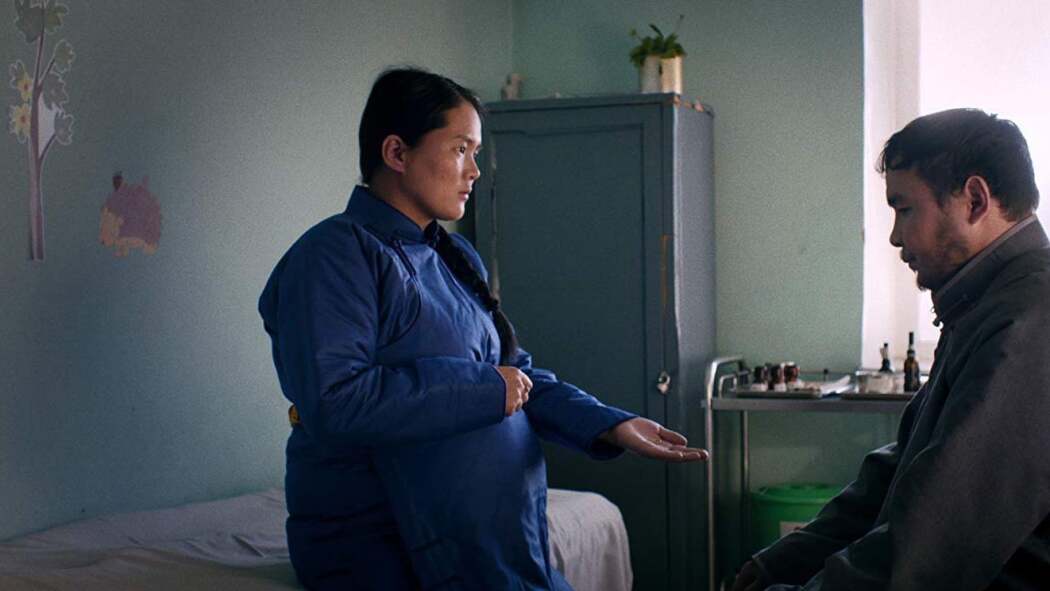 სამოთხის გარეთ  ქართულად -  Out of Paradise