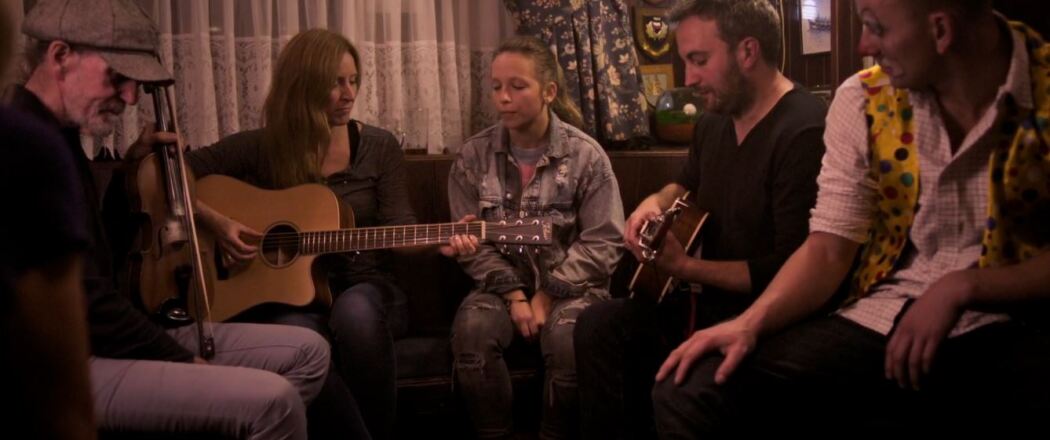 გაქცევები  ქართულად -  The Runaways