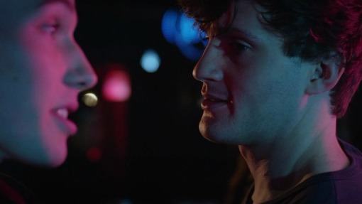 შესაბამისი გოგოები  ქართულად -  Cut-Out Girls