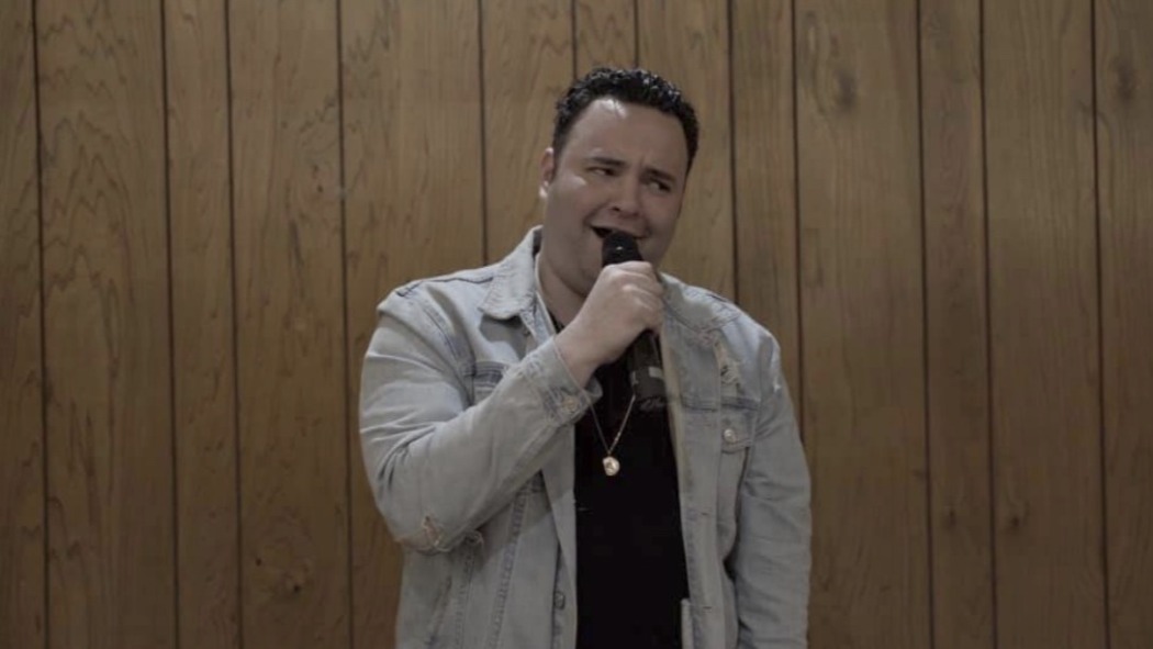 დაჟინებული სიცილი  ქართულად -  Hard Laughter