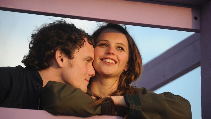 როგორც შეშლილი  ქართულად -  Like Crazy