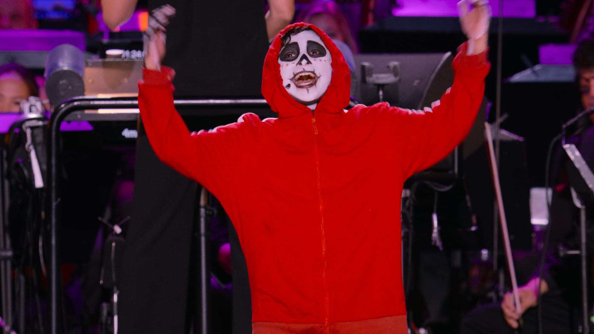 მუსიკის დღესასწაული კოკოსგან  ქართულად -  A Celebration of the Music from Coco