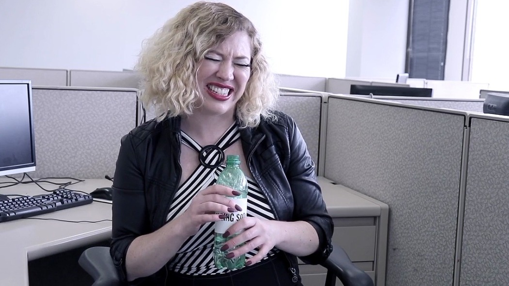 ისტორია კორპორატიულ მონაზე  ქართულად -  The Tale of a Corporate Slave