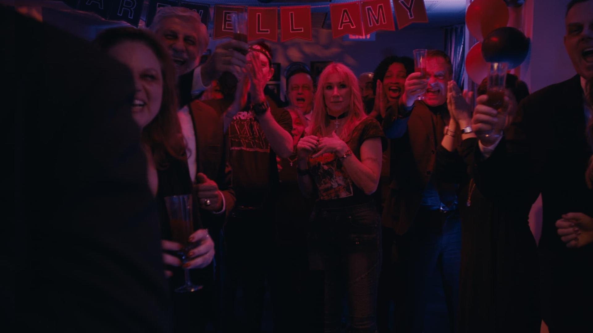 ათი წუთი შუაღამემდე  ქართულად -  Ten Minutes to Midnight