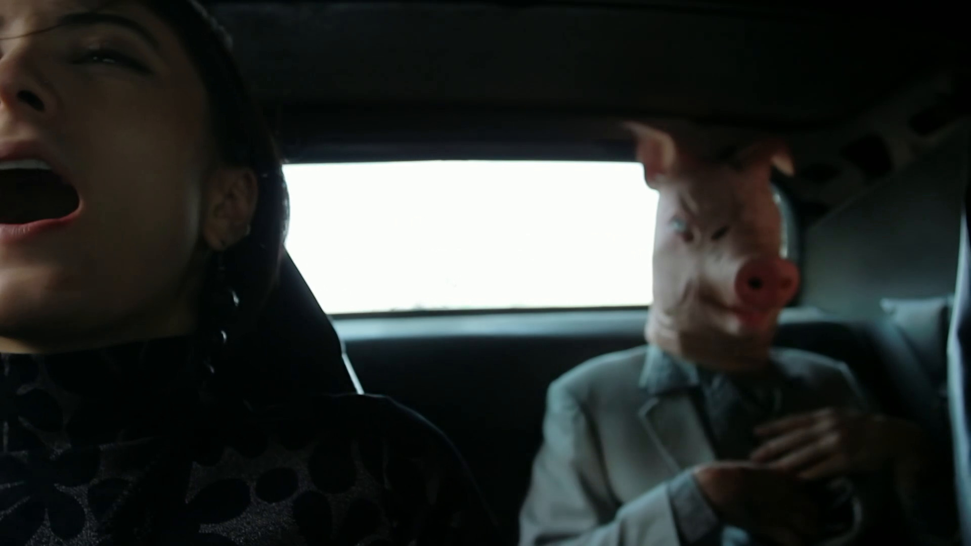 ღორებზე მონადირე ვამპირი  ქართულად -  Pig Blood Vampire