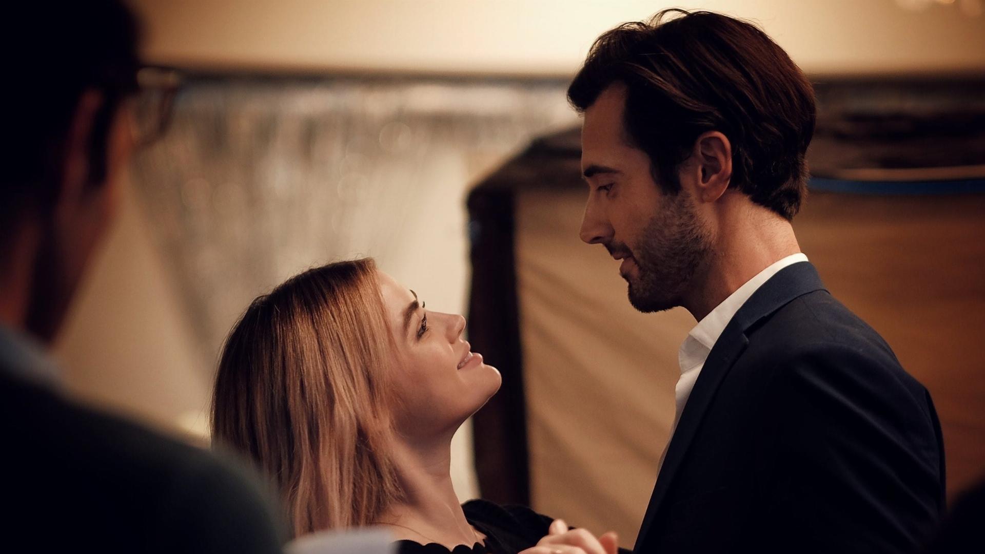 შენნაირი მშვენიერი გოგო  ქართულად -  A Nice Girl Like You