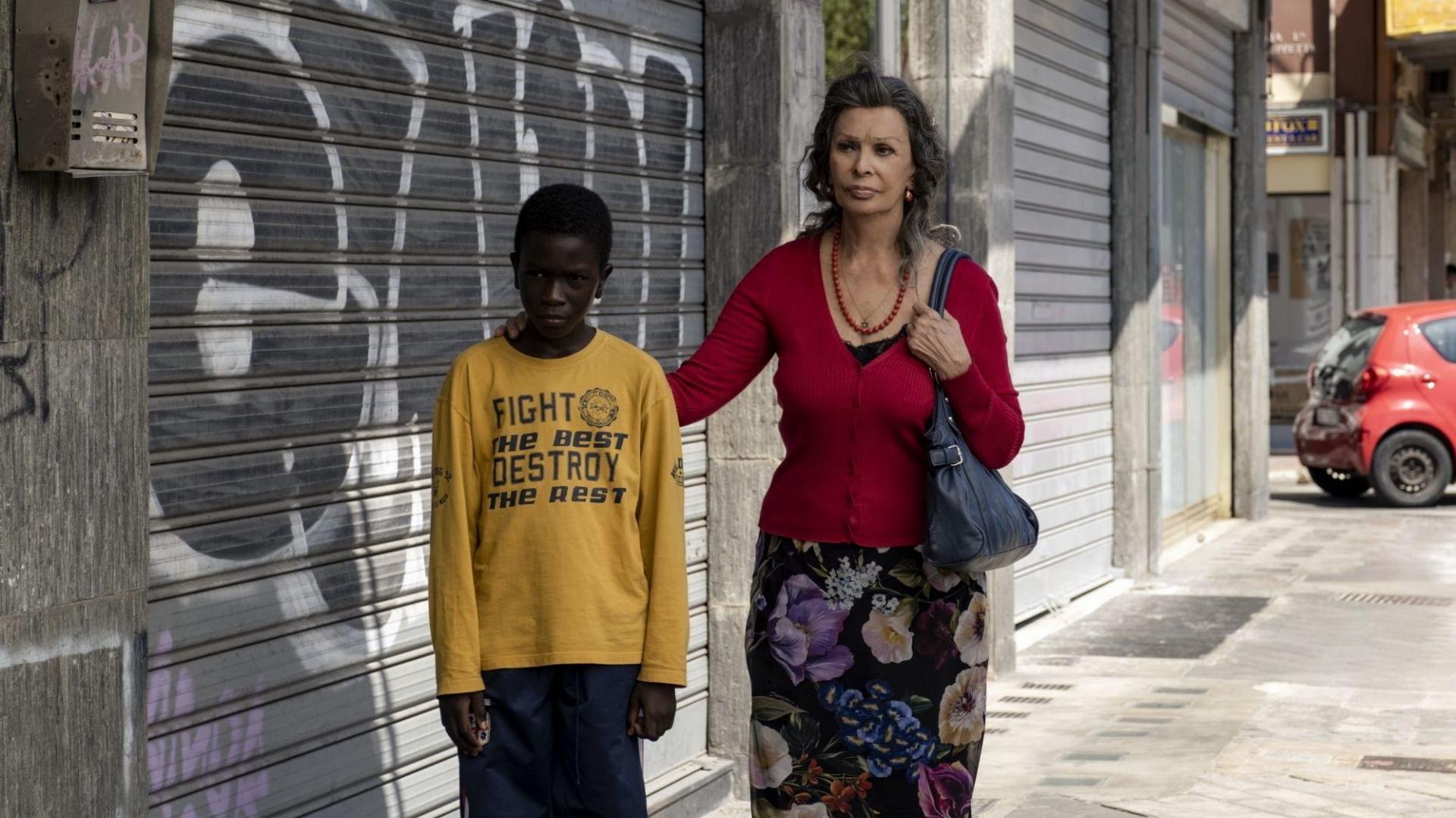 ცხოვრება წინაა  ქართულად -  The Life Ahead