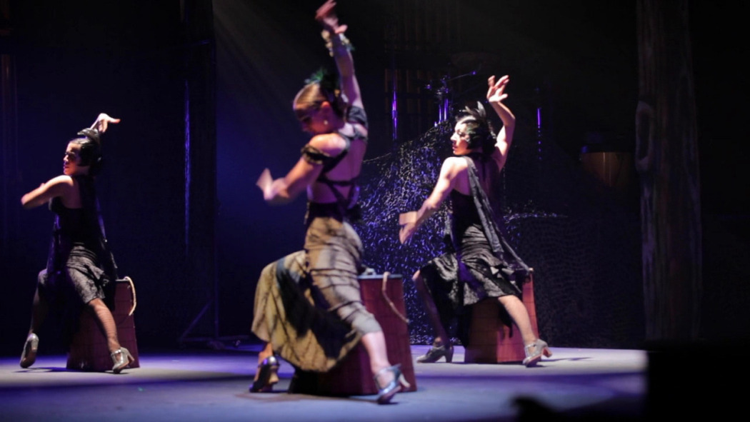 Siudy Between Worlds - 50 Performances of the American Dream