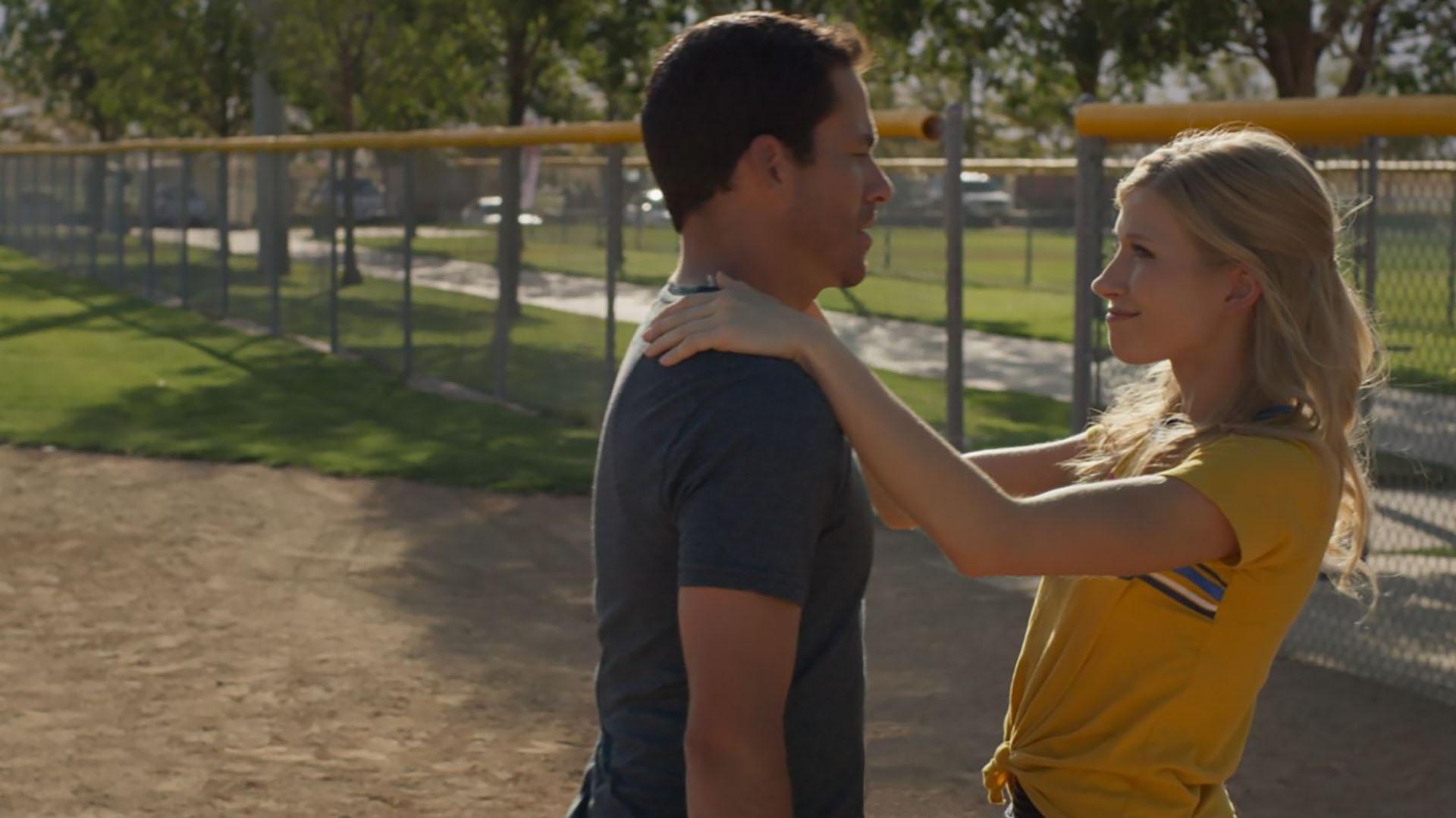 მიაწოდე სიყვარული - დაიჭირე რწმენა: ორმაგი თამაში  ქართულად -  Pitching Love and Catching Faith: Double Play