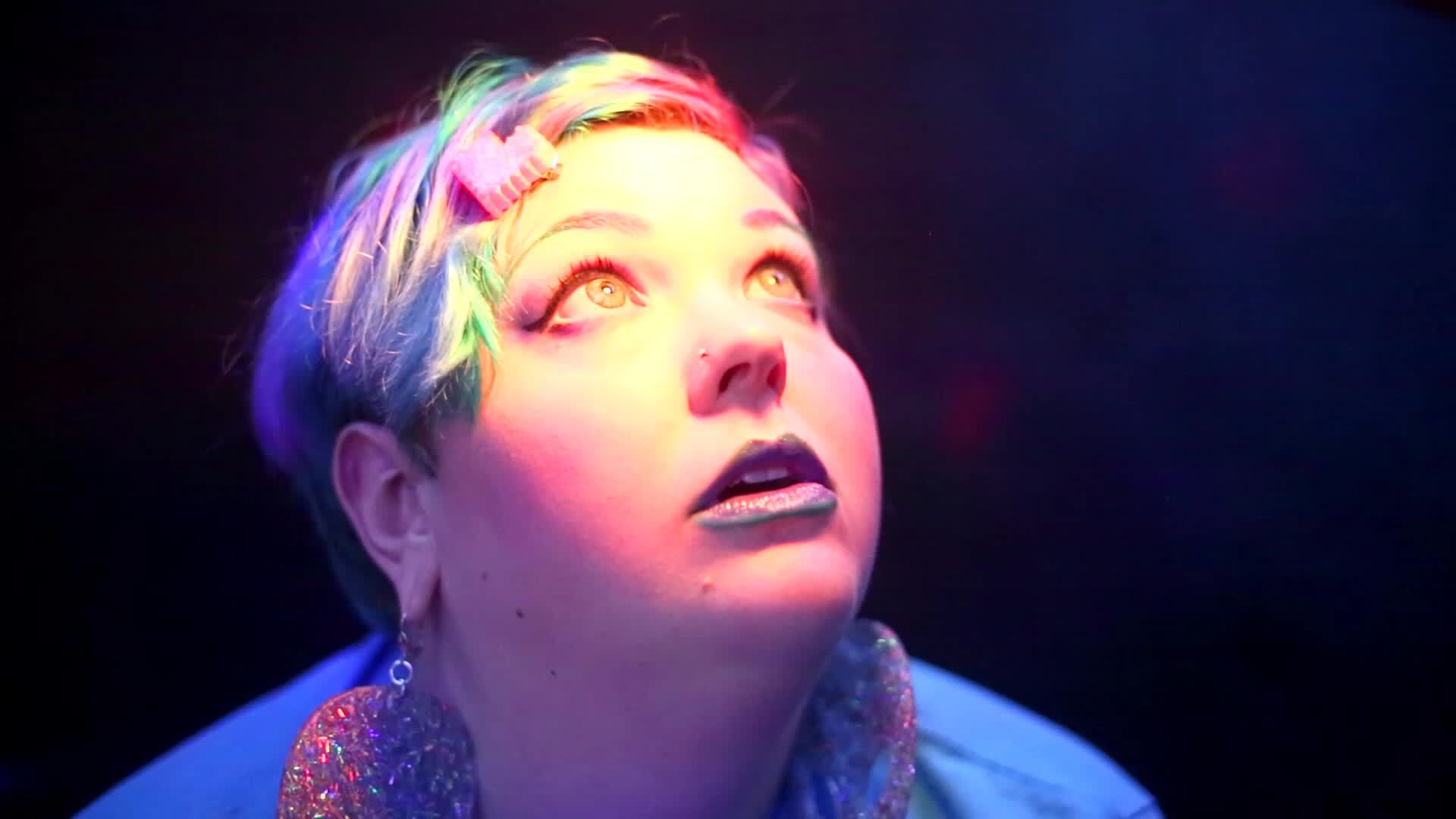 ვნებიანი ფსიქოდელია  ქართულად -  Sensual Psychedelia