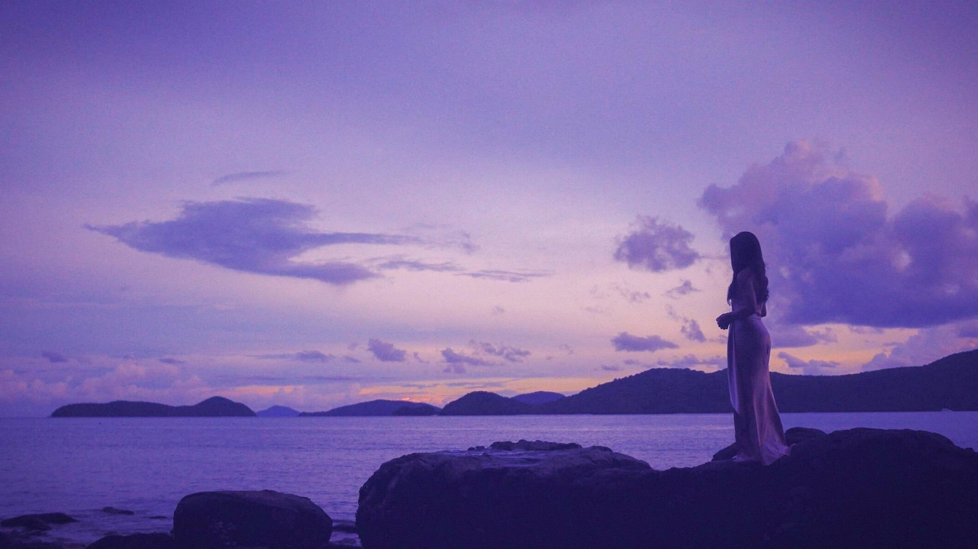 მოგზაურობა ღამით  ქართულად -  Voyage Into the Night