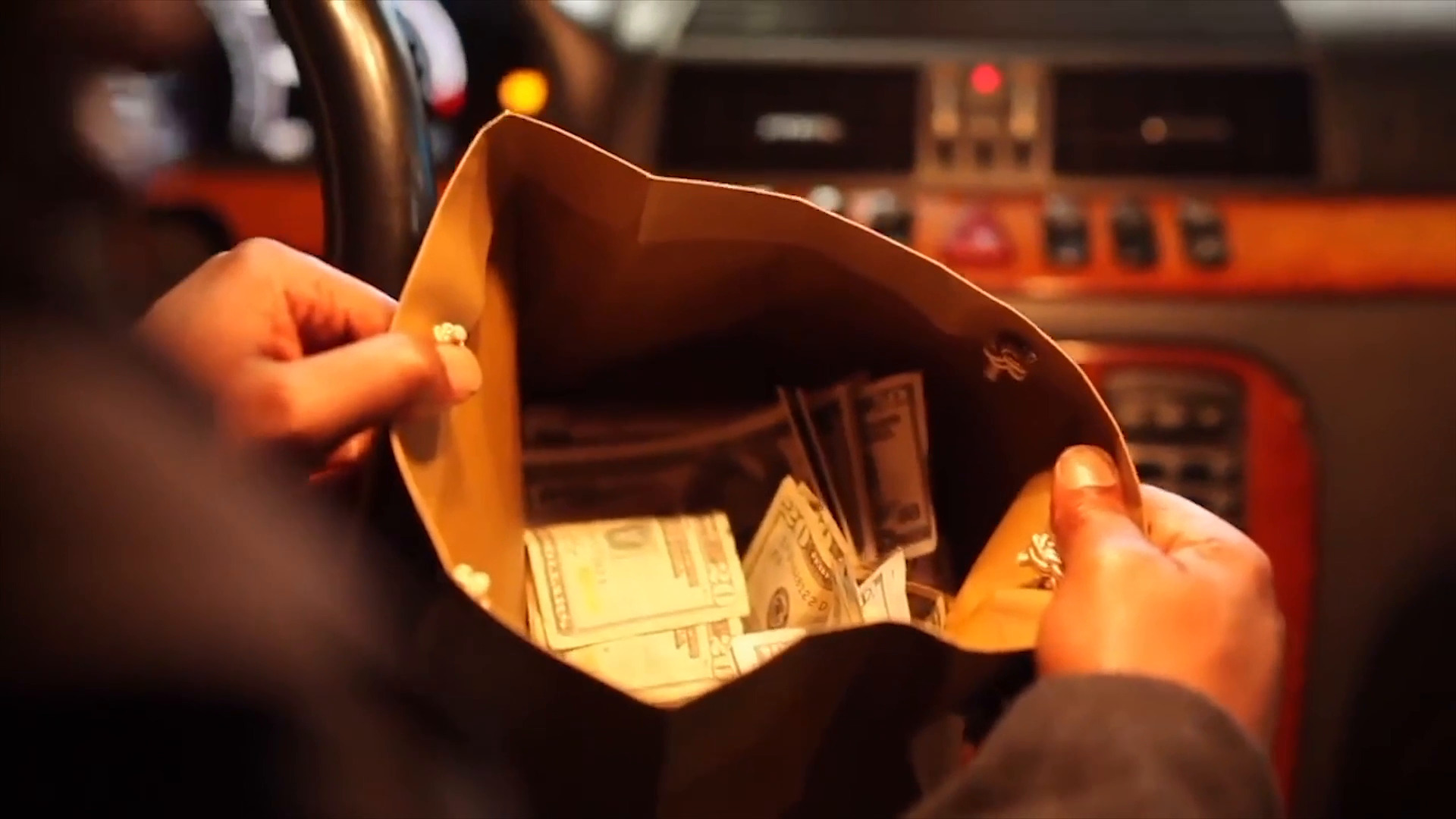 მეშვიდე და ვესტლეიკი: ნინოს შურისძიება  ქართულად -  7th and Westlake: Ninos Revenge