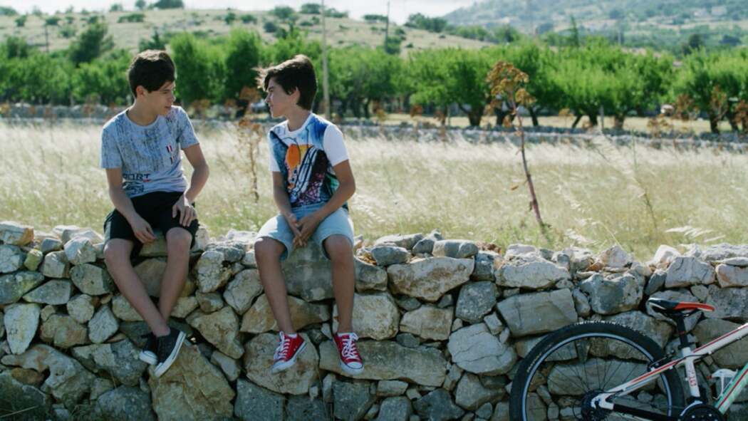 ჩვენ გარიჟრაჟზე აღვდგებით  ქართულად -  Well Rise at Dawn