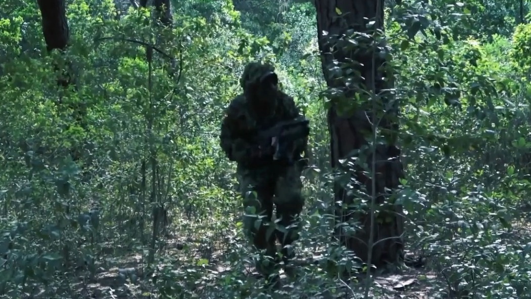 უცნობი მტერი  ქართულად -  Enemy Unknown