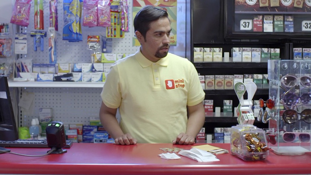 დიასახლისი უცხოპლანეტელი გეი ზომბის წინააღმდეგ  ქართულად -  Housewife Alien vs. Gay Zombie