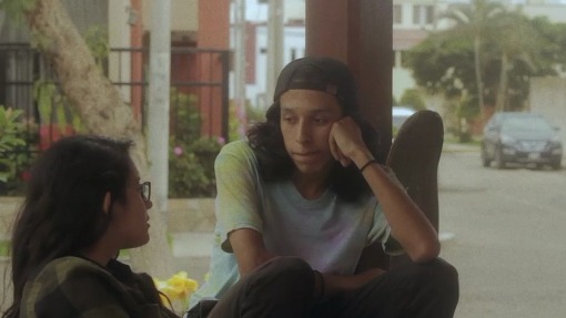 შუა ლაბირინთში  ქართულად -  In the Middle of the Labyrinth