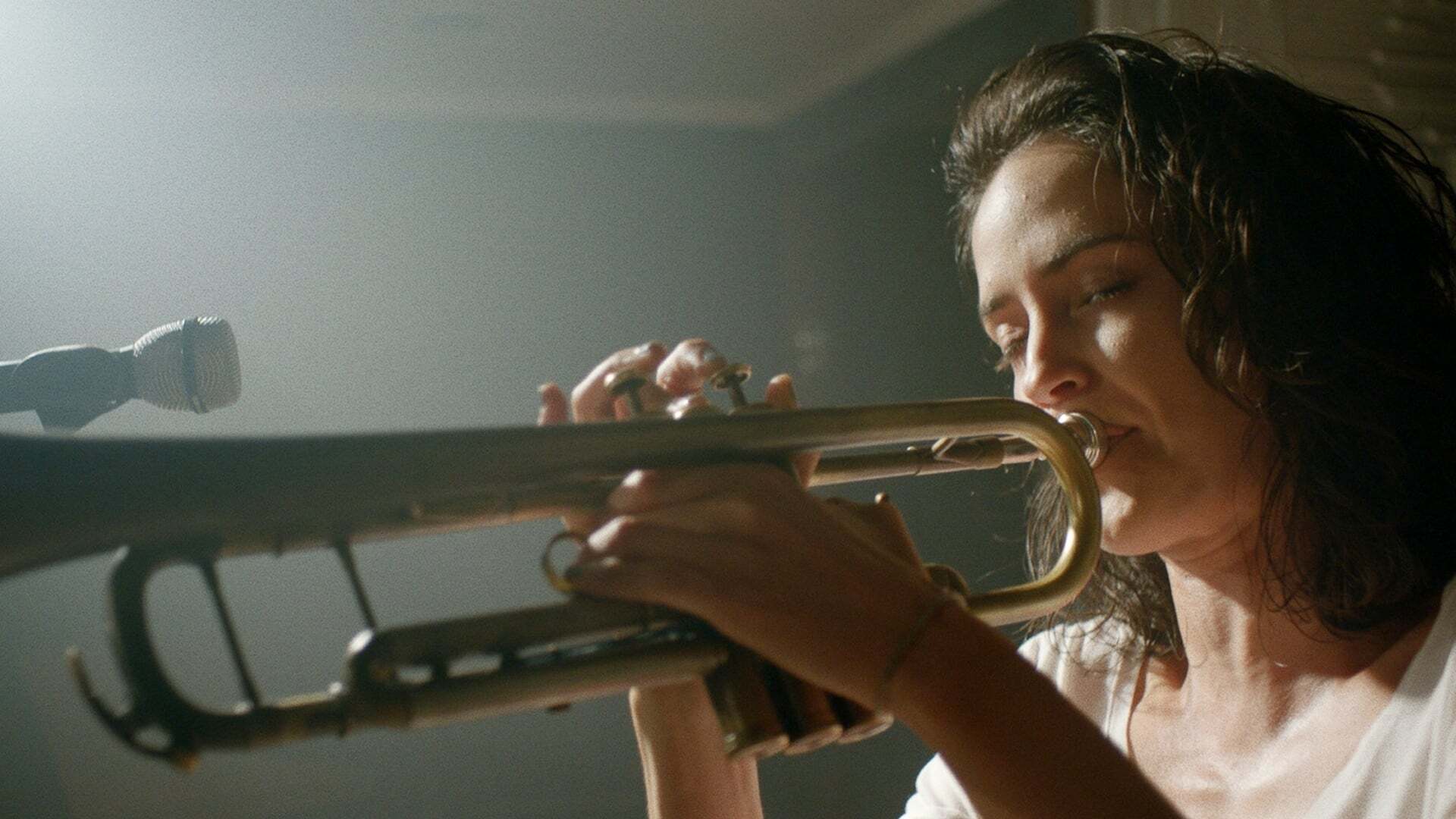 მაინც ბნელ ღამეში ვართ  ქართულად -  We Still Have the Deep Black Night