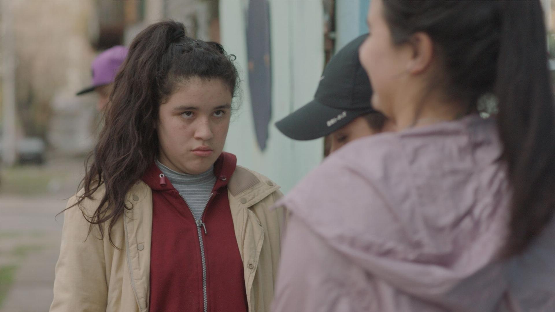 მენიჩბე გოგონა  ქართულად -  Boat Rower Girl