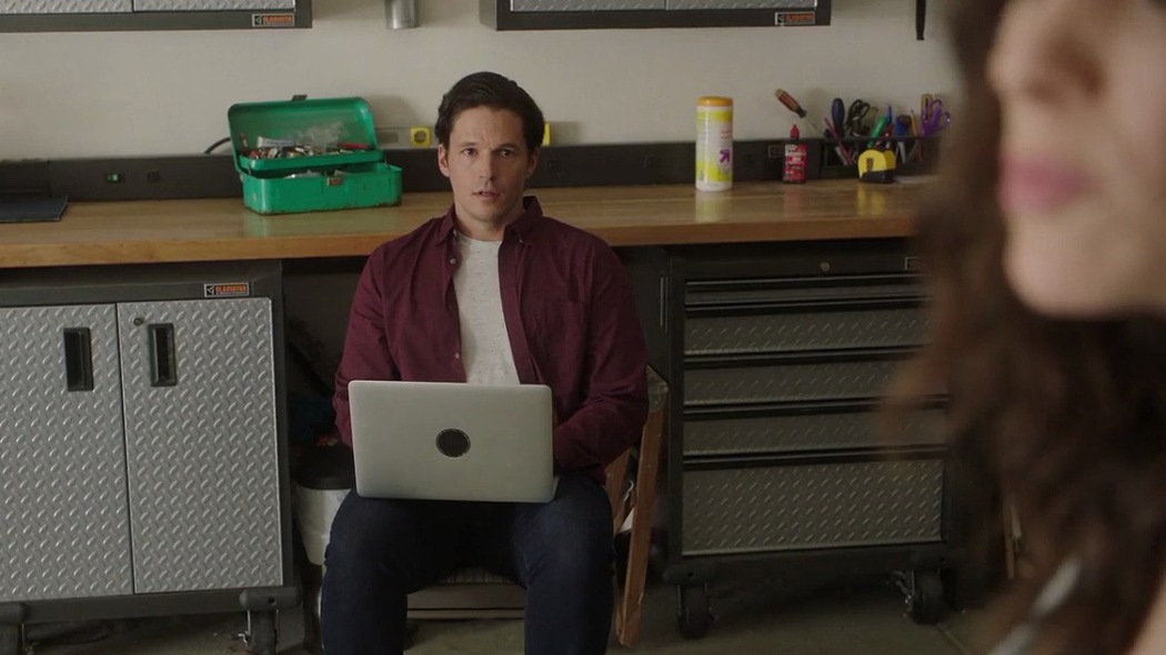 სასტიკი ტყუილები  ქართულად -  Burning Lies