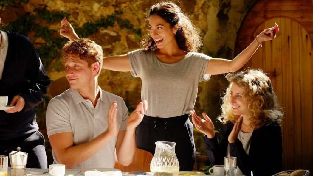 კრეშენდო  ქართულად -  Crescendo