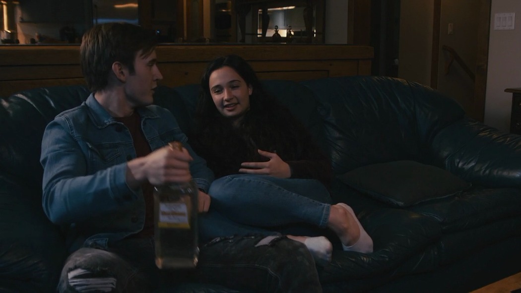 ვითამაშოთ?  ქართულად -  Shall We Play?