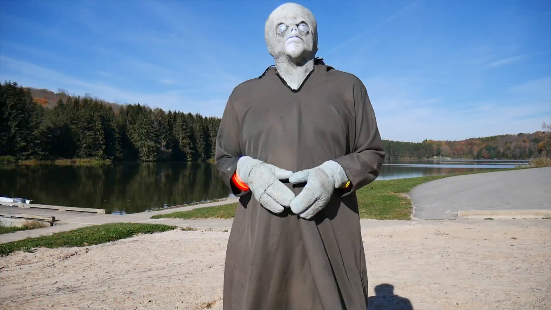 მესამე ტიპის შეხვედრა ზვიგენებთან  ქართულად -  Shark Encounters of the Third Kind