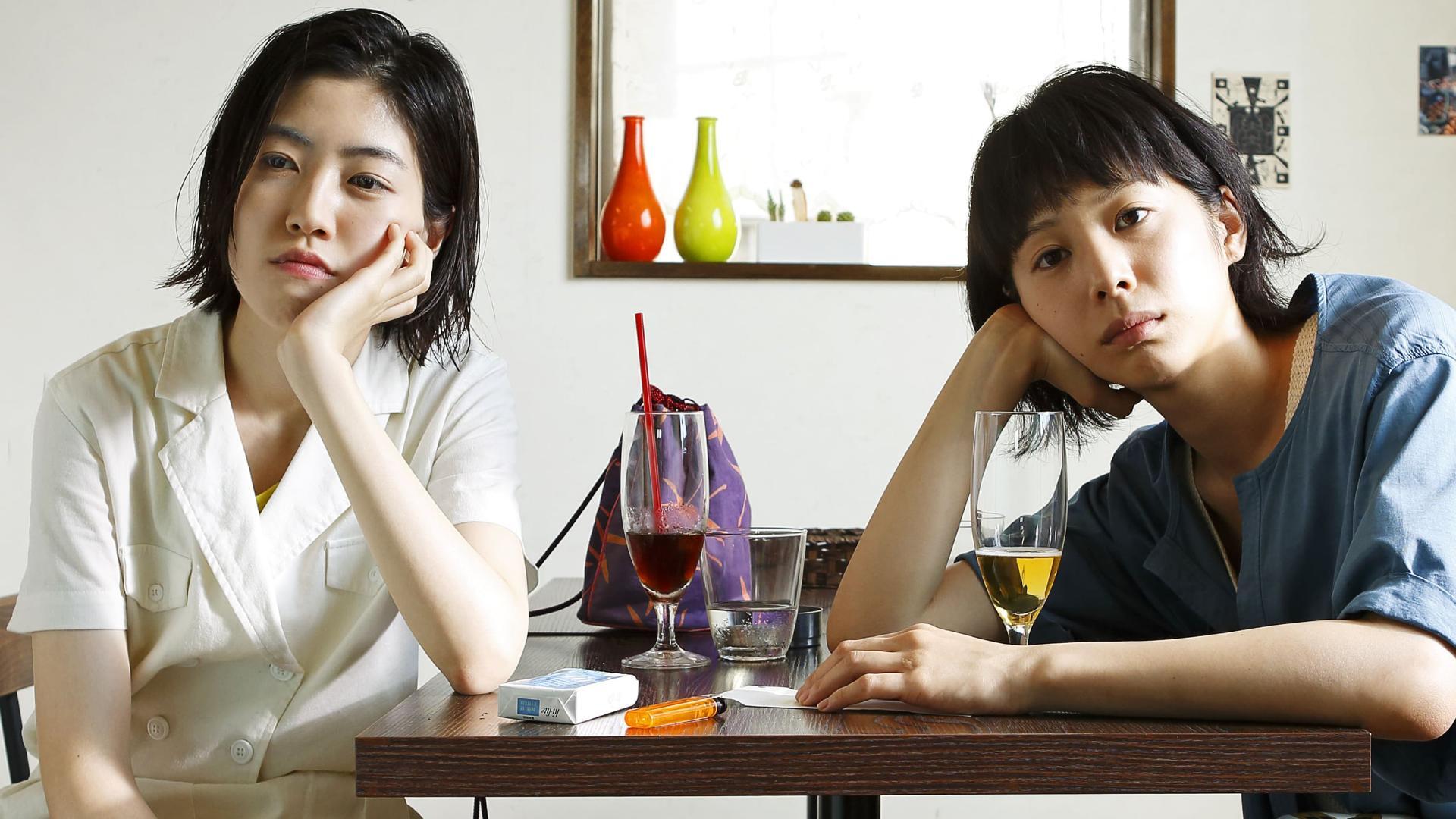 ლურჯი საათი  ქართულად -  Blue Hour