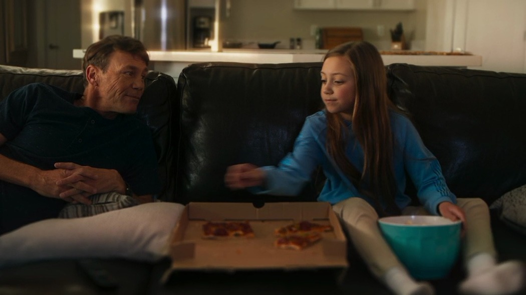 სკარლეტი  ქართულად -  Scarlett