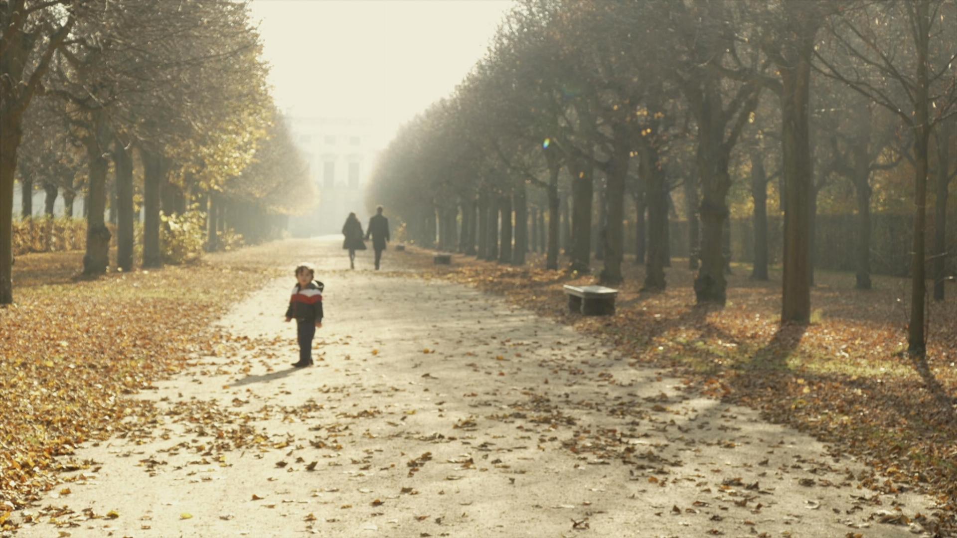 სანამ ჩვენ აქ ვართ  ქართულად -  While We Are Here