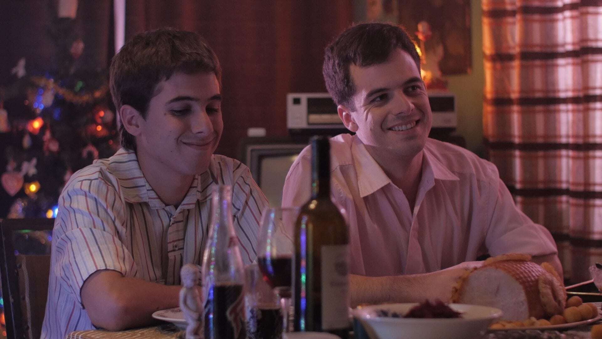 მაიმუნის კუდი  ქართულად -  Cola de Mono