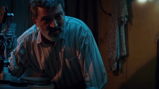 კინომექანიკოსი  ქართულად -  The Projectionist