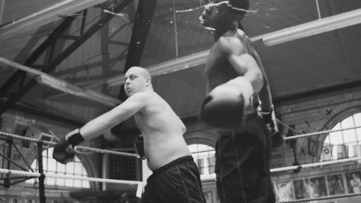 ექვსი რაუნდი  ქართულად -  Six Rounds