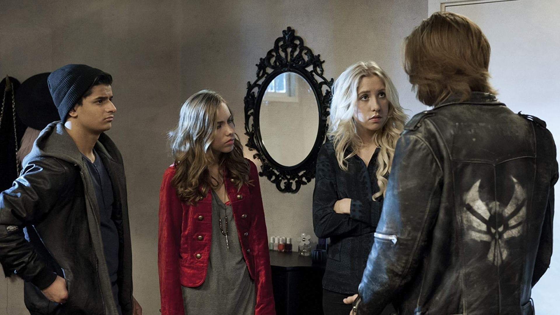 დაე, მკვდრებმა დაისვენონ  ქართულად -  Lad de døde hvile