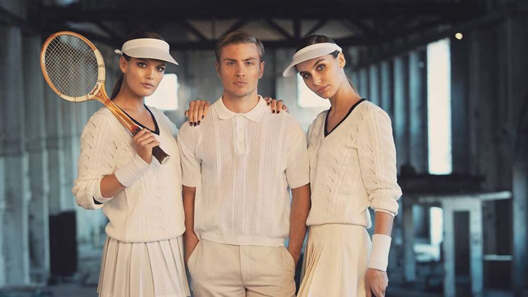 ასე ახლოს ჰორიზონტთან  ქართულად -  Close to the Horizon