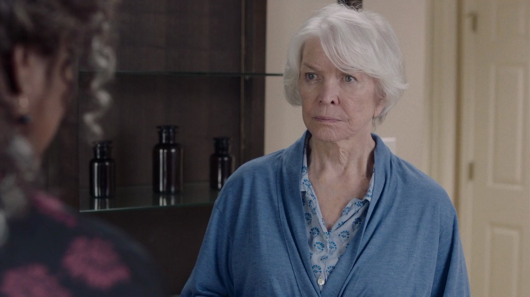 ფუტკრების დედოფალი  ქართულად -  Queen Bees