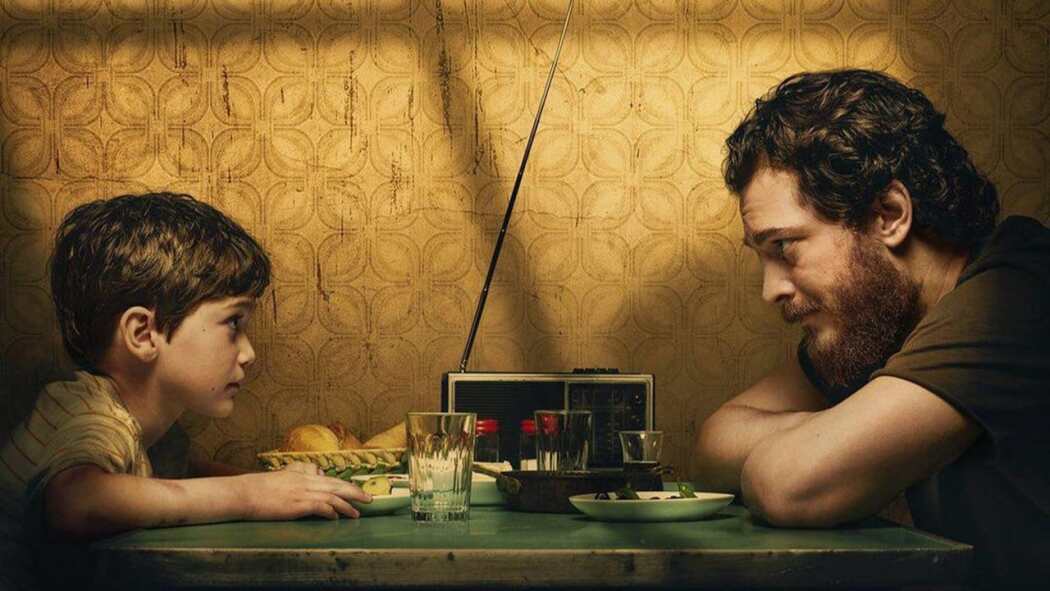 ნარჩენების შემგროვებლები  ქართულად -  Paper Lives