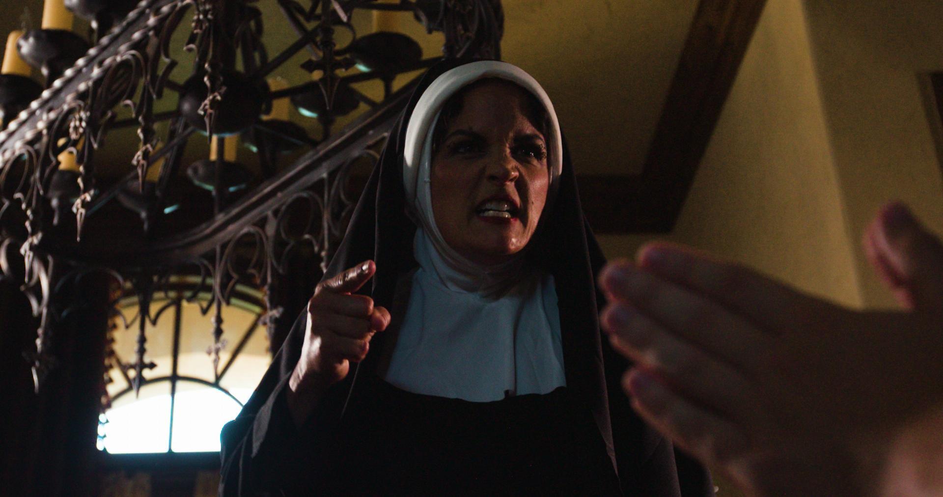 ლედი უშერი  ქართულად -  Lady Usher