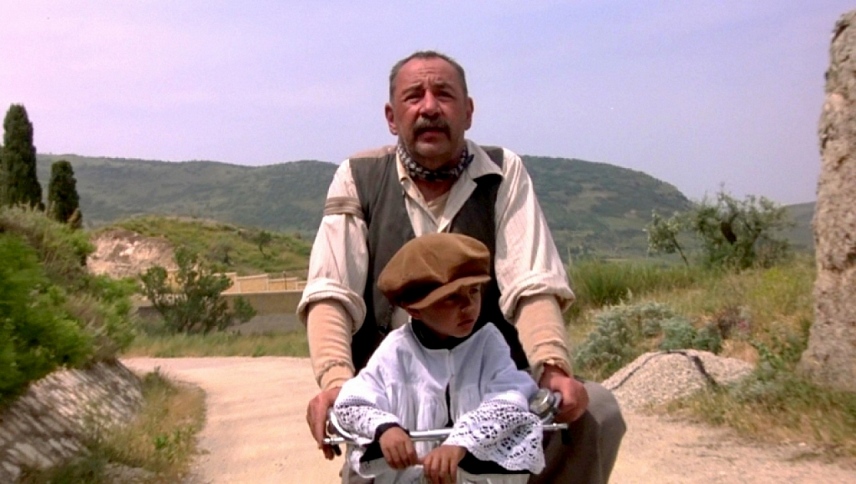 ახალი კინოთეატრი პარადიზო  ქართულად -  Cinema Paradiso