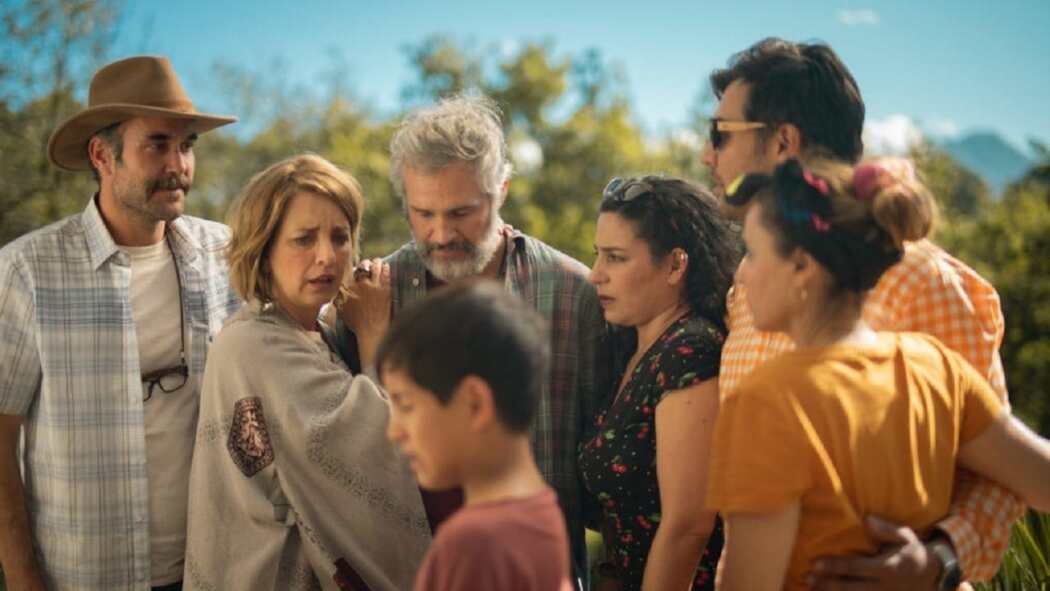 იდეალისტთა კლუბი  ქართულად -  El Club de los Idealistas