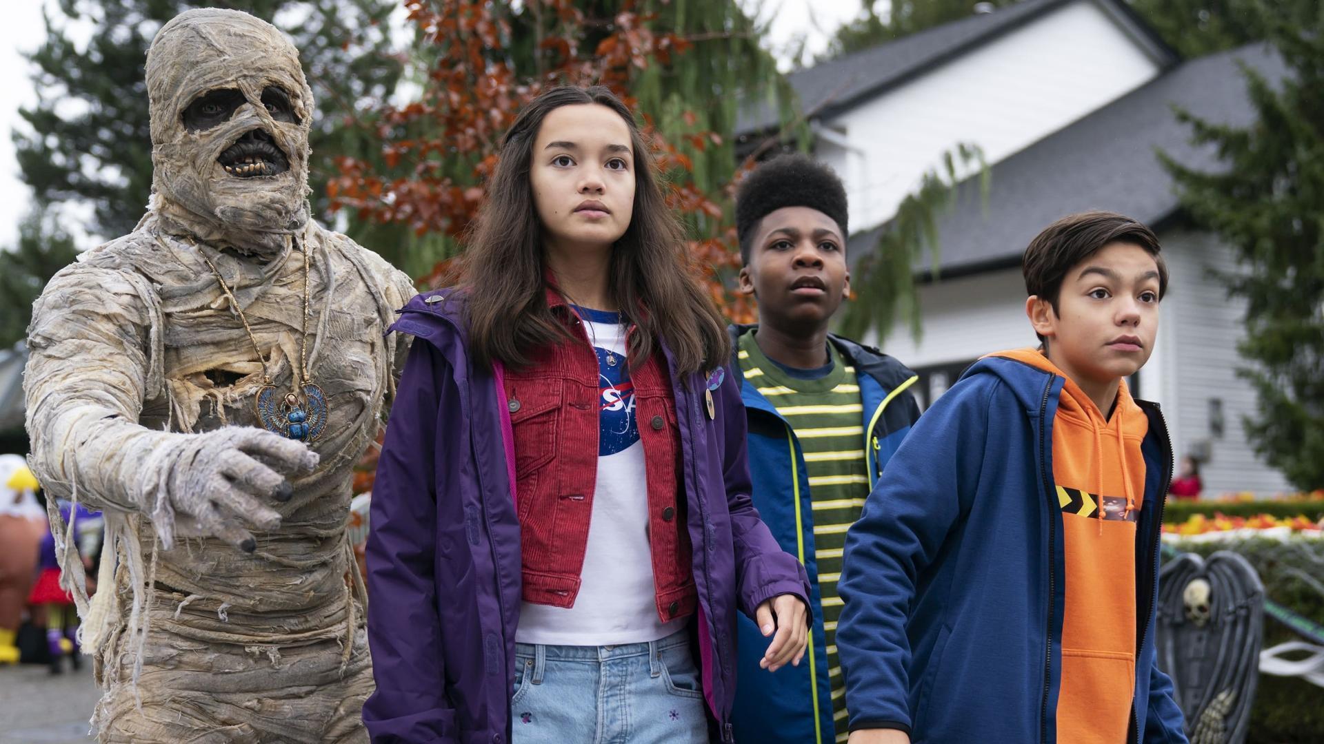 Under Wraps  ქართულად -  Втайне