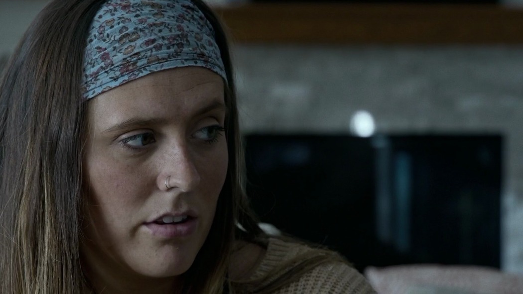 გარიყული  ქართულად -  Outlier