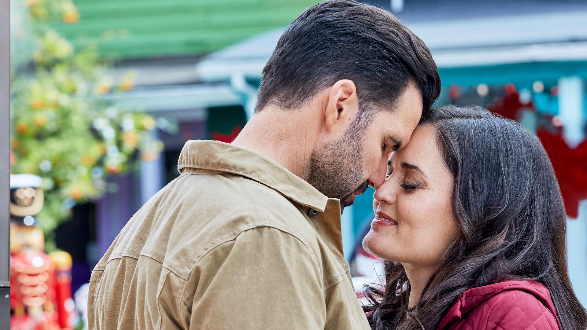 შენ, მე და ნაძვის ხეები  ქართულად -  You, Me amp the Christmas Trees