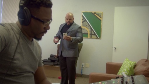 შობა ჩემს კვარტალში  ქართულად -  Christmas on My Block